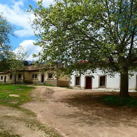 Núcleo de Turismo Rural Valle de Iruelas-2
